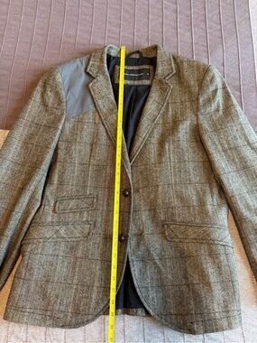 French Connection Grey Windowpane Tweed Sport Coat with Shoulder Patch